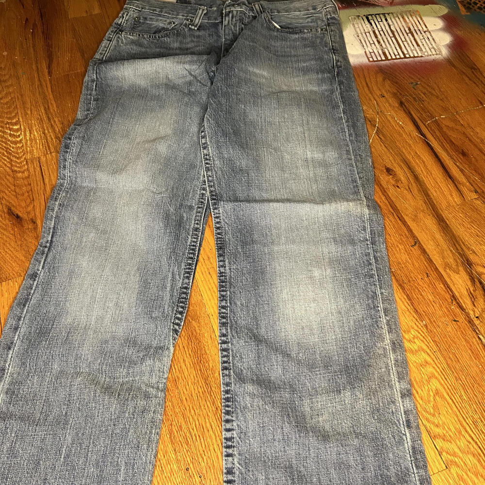 Levi's 514 Classic Fit Men's Jeans - W29 L32